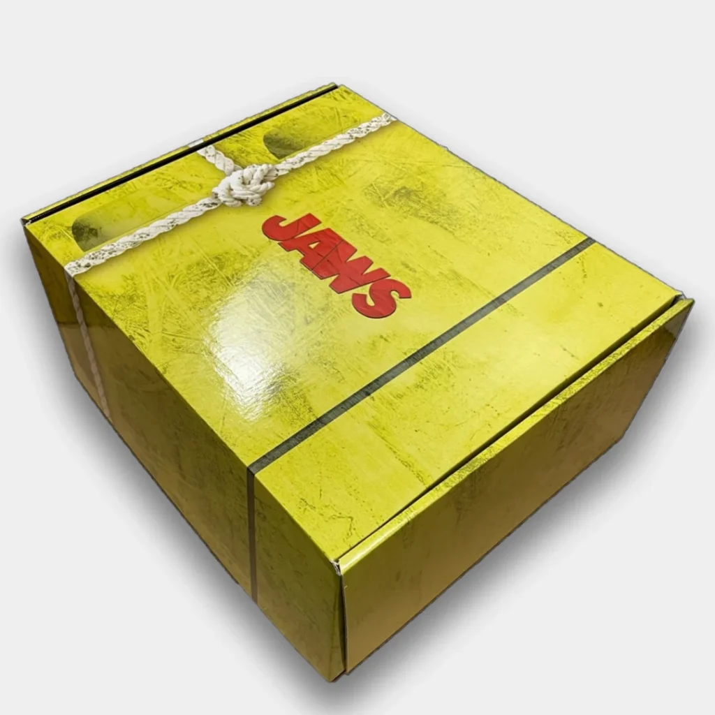 Yellow e-commerce box with Jaws logo